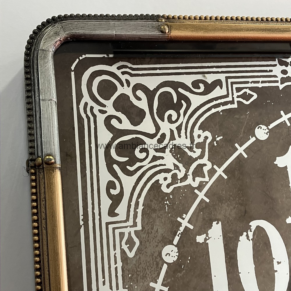 horloge decorative carre en metal