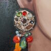 Tableau Femme Couronne Fleurs Cadre Noir 62.5x82.5cm