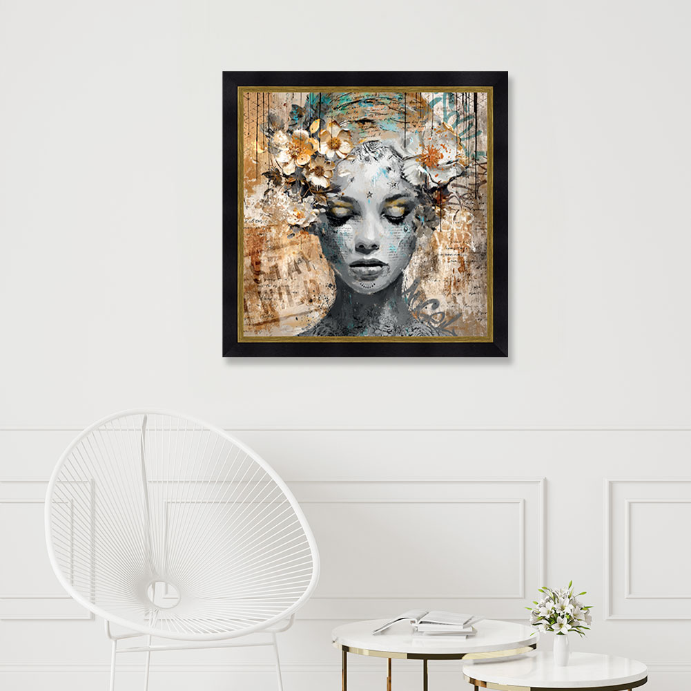 cadre_romaric_canelle_fille_fleurs_or_ambiance_sejour_contemporain_versaille cadre romaric Canelle