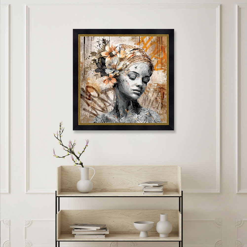 cadre_romaric_seleste_fille_chapeau_fleur_decoration_restaurant_cozy_or cadre romaric seleste