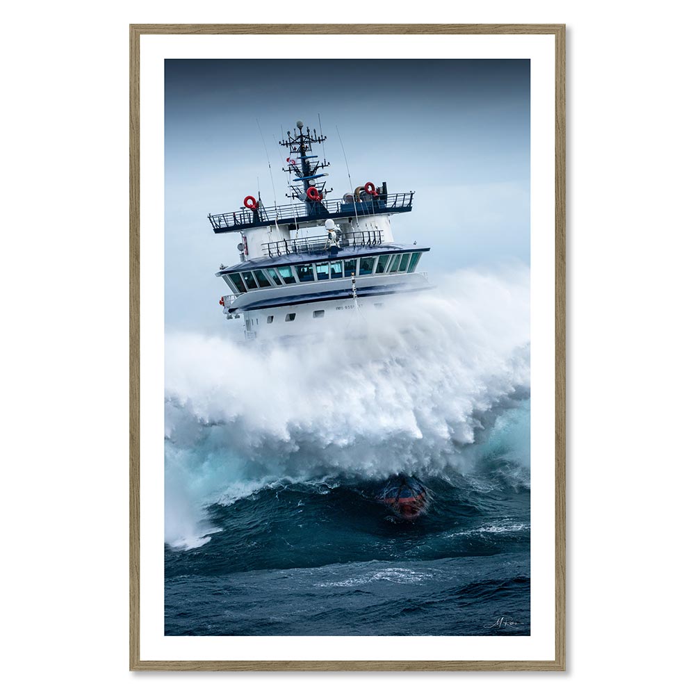 cadre_bateau_remorqueur_abeille_bourbon_tempete_ciaran_4_rivrin_navire_remorquage_urgence Cadre Bateau Remorqueur Rivrin