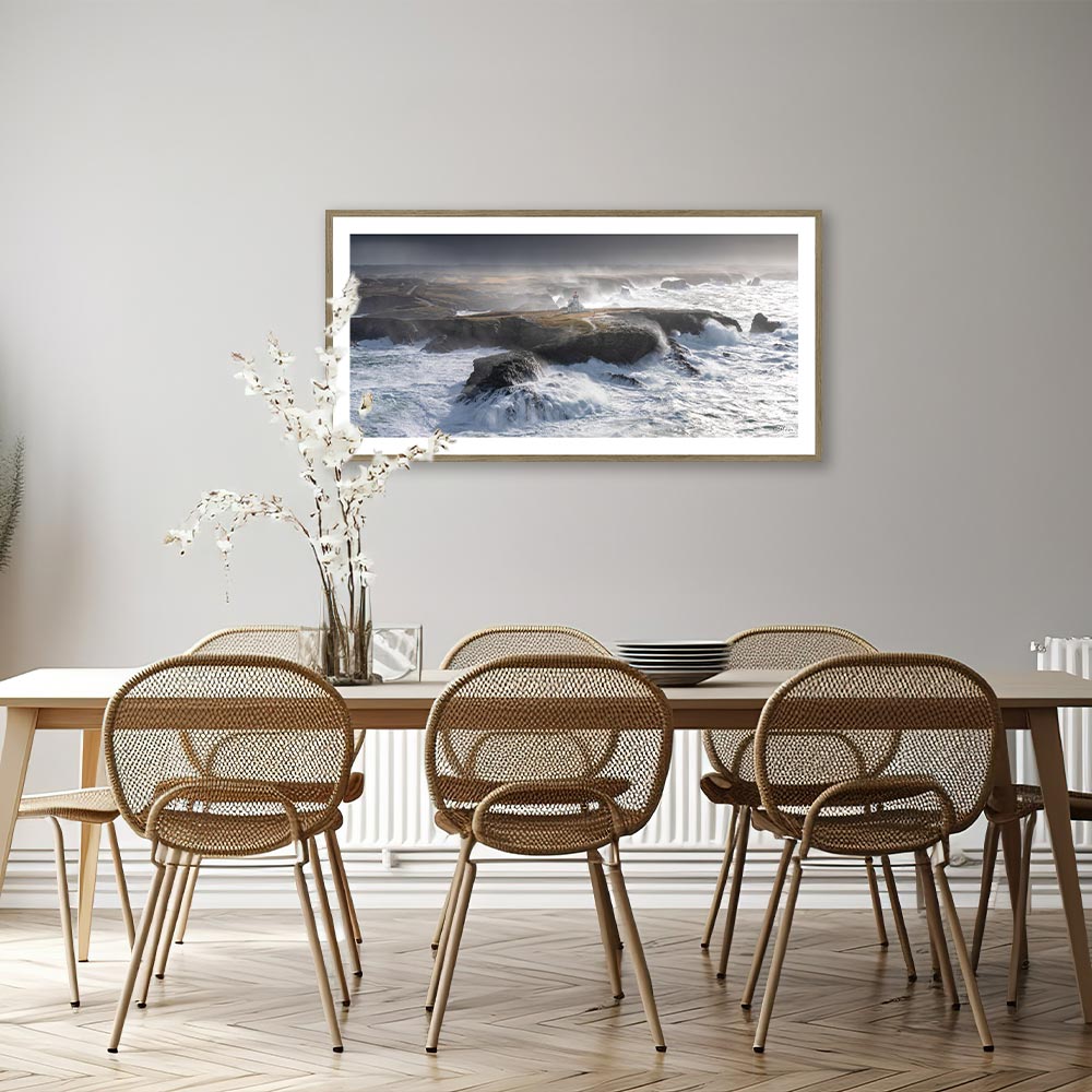 mathieu_rivrin_phare_des_poulains_pano_belle_ile_en_mer_agitee_cadre_mural_chene Mathieu Rivrin Phare Mer Agitée