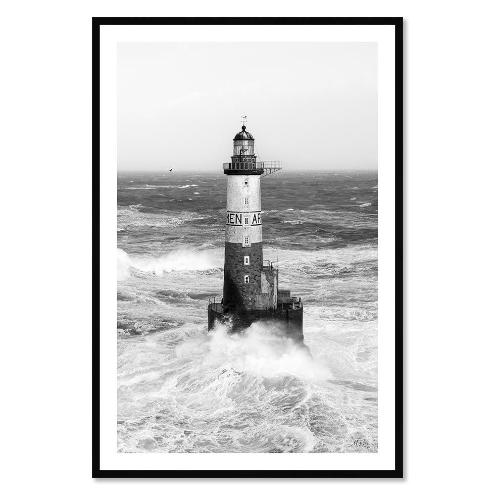 tableau_phare_d_ar_men_noir_blanc_tempete_ciaran_3_rivrin_encadrement_bretagne_bois_noir Tableau Phare d'Ar Men Noir Blanc