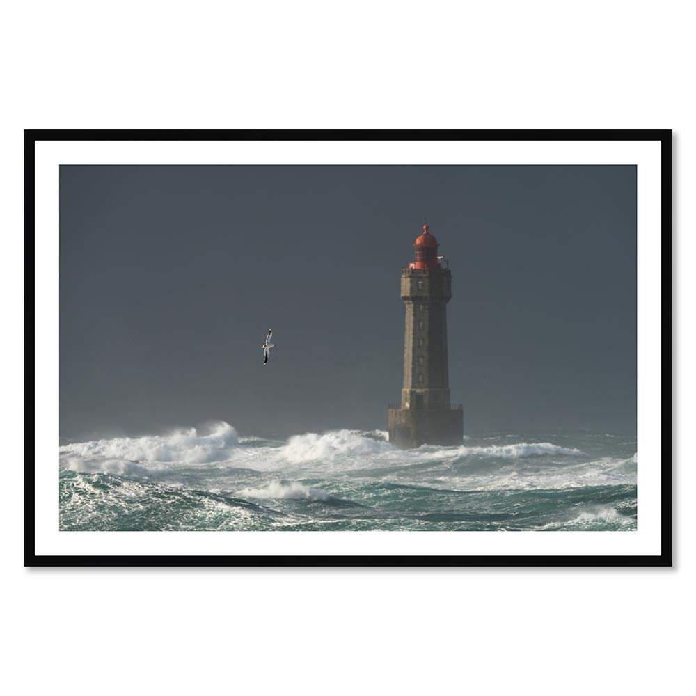 tableau_phare_de_la_jument_tempete_eunice_rivrin_encadrement_noir_vagues_mer Tableau Phare de la Jument