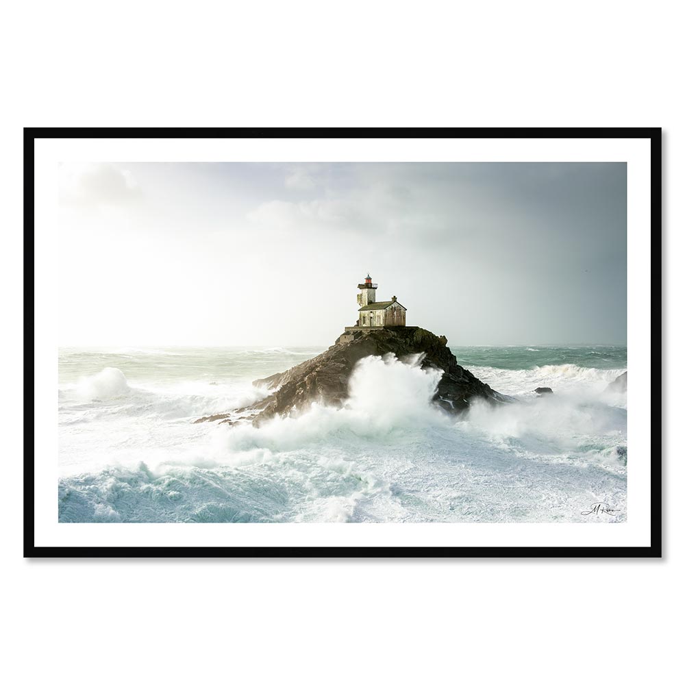 tableau_phare_de_tevennec_tempete_ruzica_rivrin_houle_vagues_encadrement_noir Tableau Phare de Tevennec