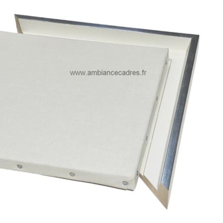 caisse américaine blanche argent