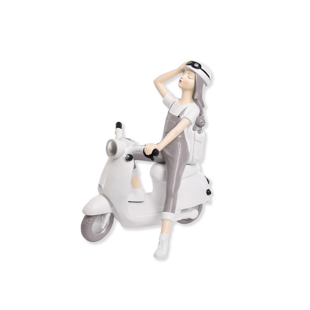 Sculpture Femme en Scooter Blanc