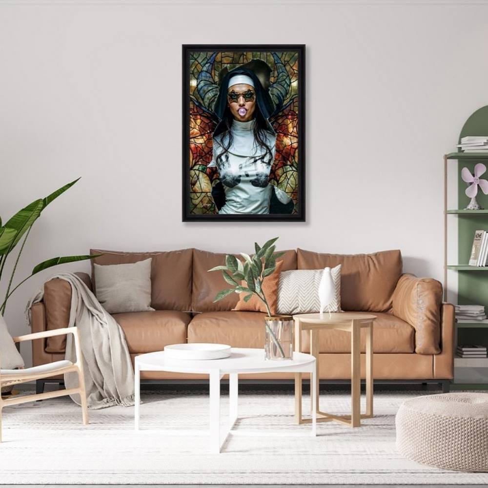 cadre_alexandre_granger_broken_faith_fille_deco_salon_originale_vitrail_brisé_mulhouse cadre alexandre granger Broken Faith