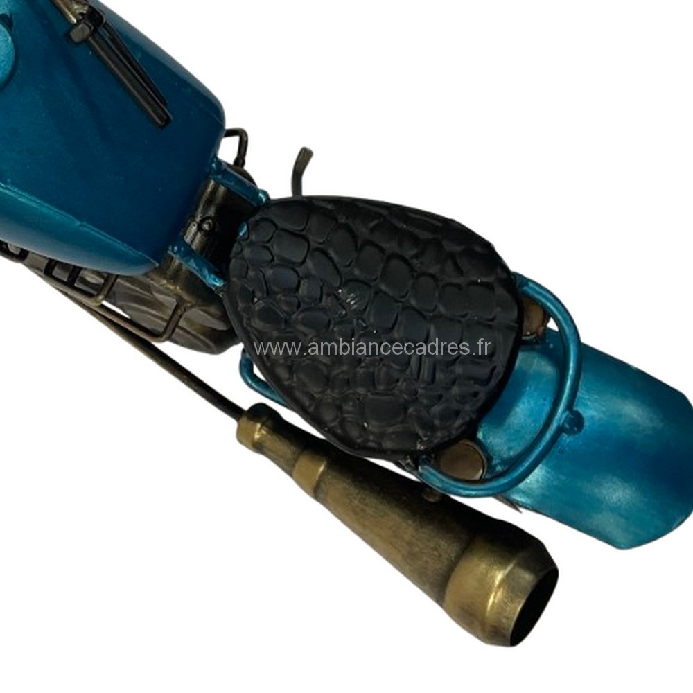 idée cadeau sculpture moto métal à poser