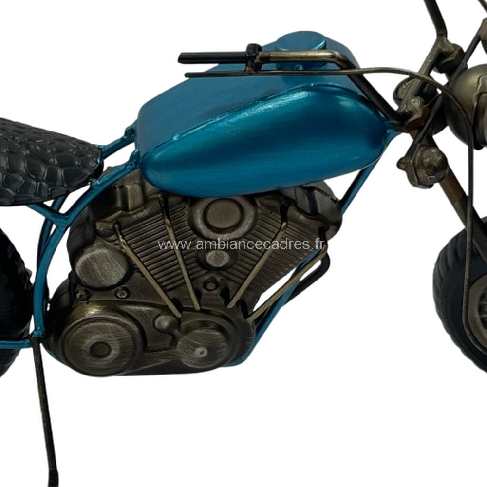 objet décoratif sculpute moto à poser