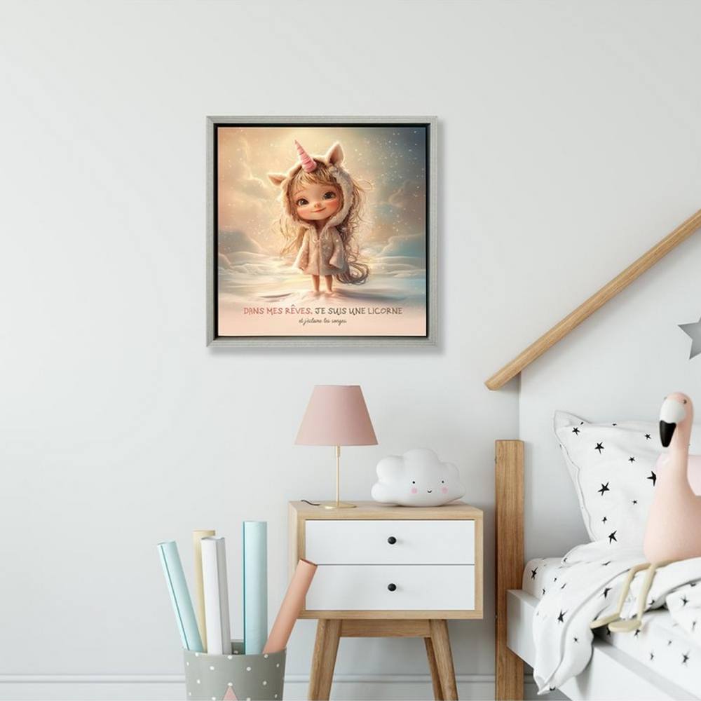 deco_chambre_enfant_petit_budget_toile_encadree_fantastique_licorne_ciel_nuages déco chambre enfant