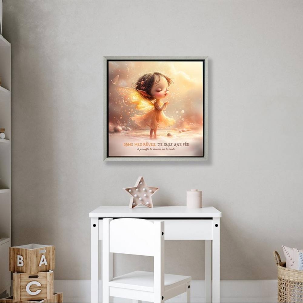 decoration_chambre_enfant_toile_encadree_fantastique_fee_fillette_jaune_originale décoration chambre enfant toile
